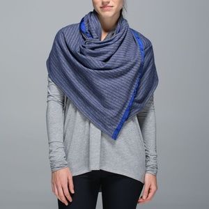 LULULEMON VINYASA SCARF